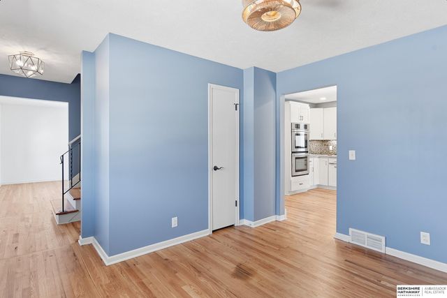 233 S 114th Street, Omaha, NE 68154