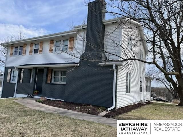 233 S 114th Street, Omaha, NE 68154