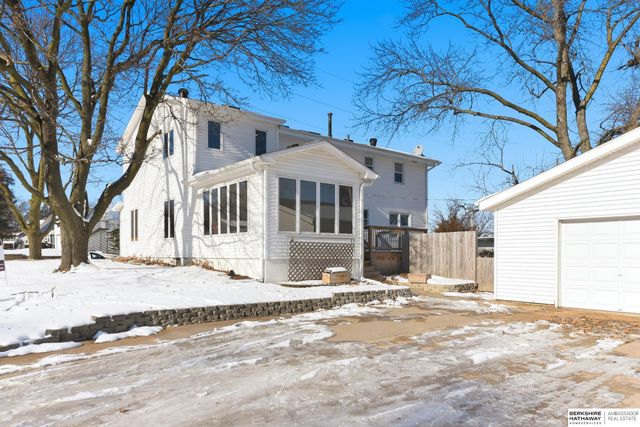 233 S 114th Street, Omaha, NE 68154