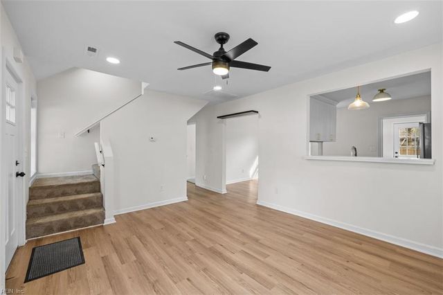 606 Delaware AVE, Hampton, VA 23661