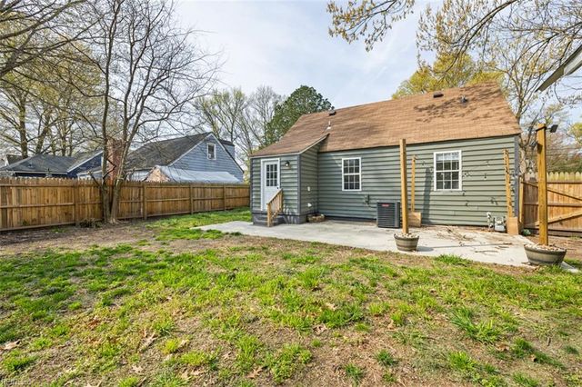 606 Delaware AVE, Hampton, VA 23661