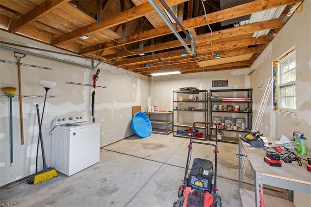 606 Delaware AVE, Hampton, VA 23661