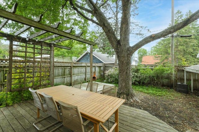 315 George Street W, Saint Paul, MN 55107