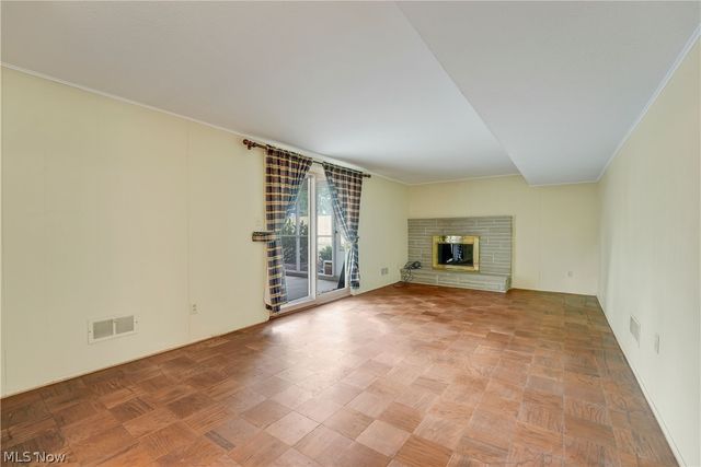 4880 Maple Hill Drive, Seven Hills, OH 44131