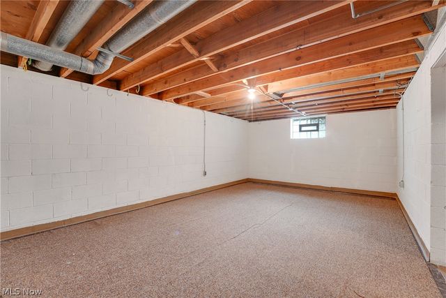 4880 Maple Hill Drive, Seven Hills, OH 44131