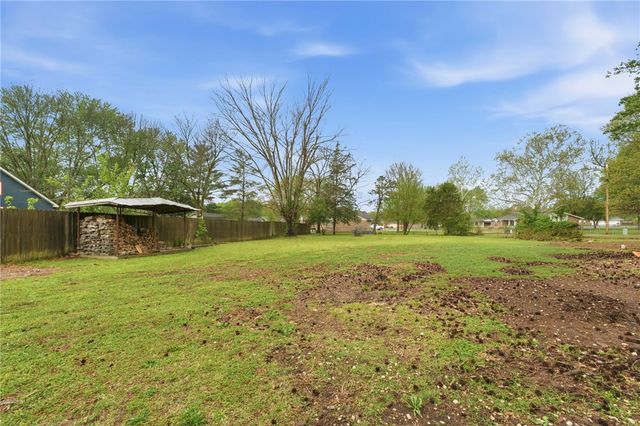 41 W Fox RUN, Rogers, AR 72756