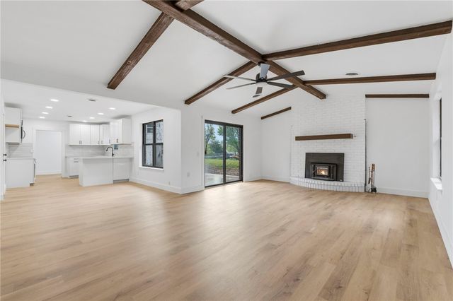 41 W Fox RUN, Rogers, AR 72756