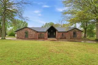 41 W Fox RUN, Rogers, AR 72756