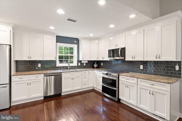 4517 WAVERLY CROSSING LN, Chantilly, VA 20151
