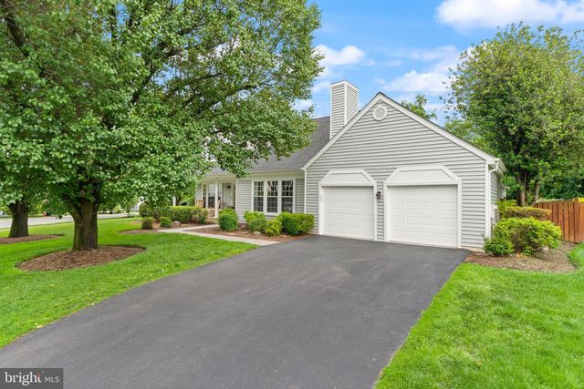 4517 WAVERLY CROSSING LN, Chantilly, VA 20151
