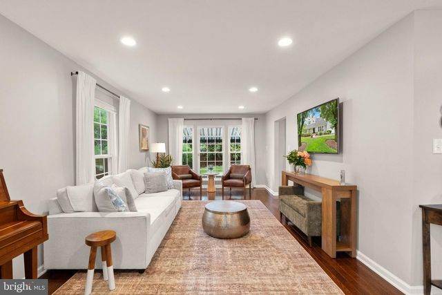 4517 WAVERLY CROSSING LN, Chantilly, VA 20151