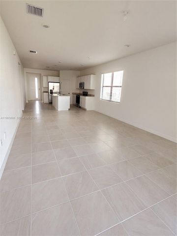 12925 SW 267th St, Homestead, FL 33032