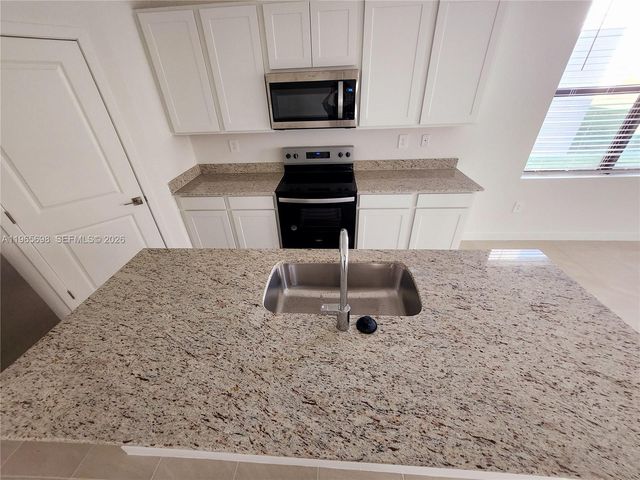 12925 SW 267th St, Homestead, FL 33032