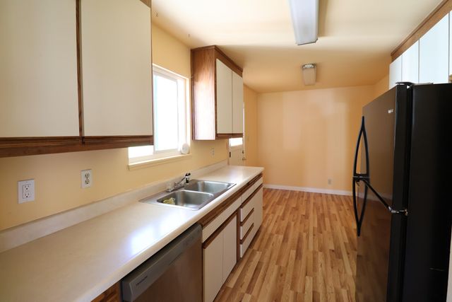 3055 Sharon Avenue, Anderson, CA 96007