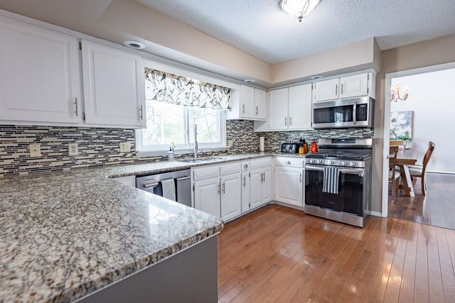 3647 E Sugar Hollow Street, Springfield, MO 65809