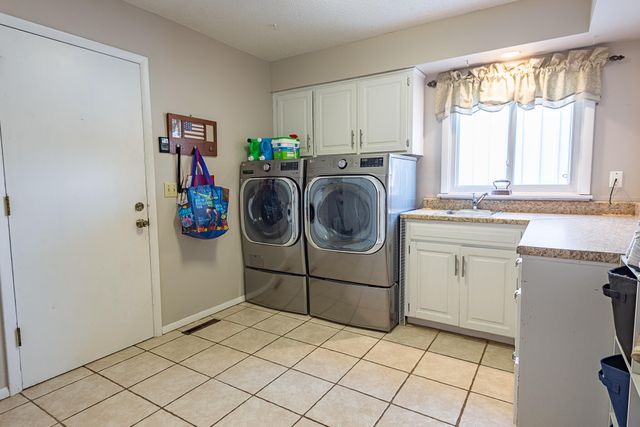 3647 E Sugar Hollow Street, Springfield, MO 65809