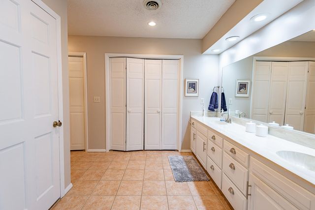 3647 E Sugar Hollow Street, Springfield, MO 65809