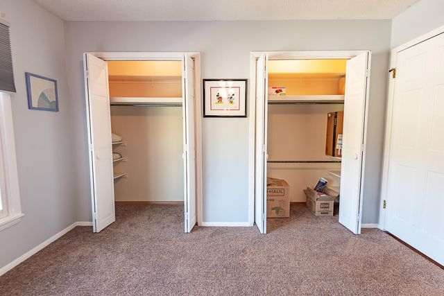 3647 E Sugar Hollow Street, Springfield, MO 65809