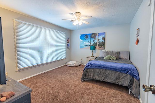 3647 E Sugar Hollow Street, Springfield, MO 65809