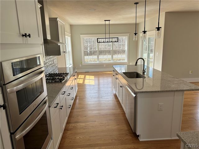 8540 Angus Path, Cicero, NY 13039