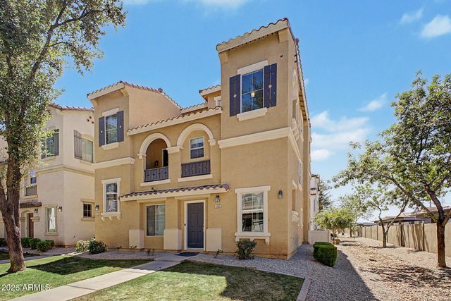166 W LAUREL Court, Gilbert, AZ 85233