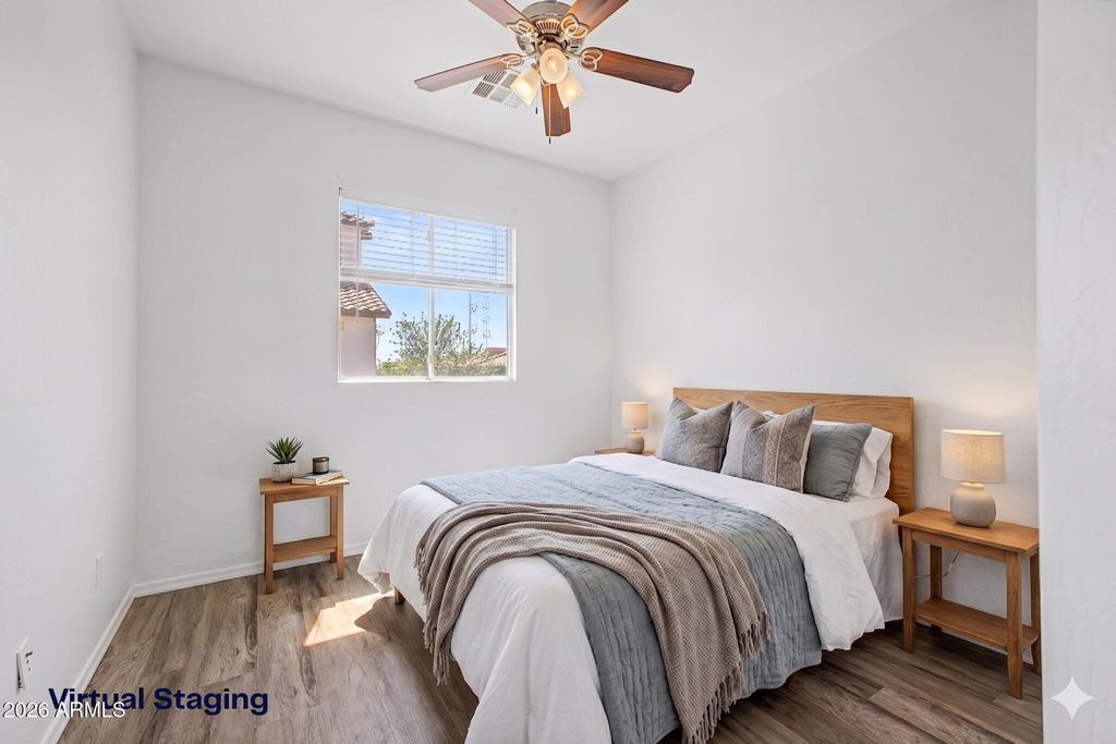 Image 25 of property listing at 166 W LAUREL Court, Gilbert, AZ 85233