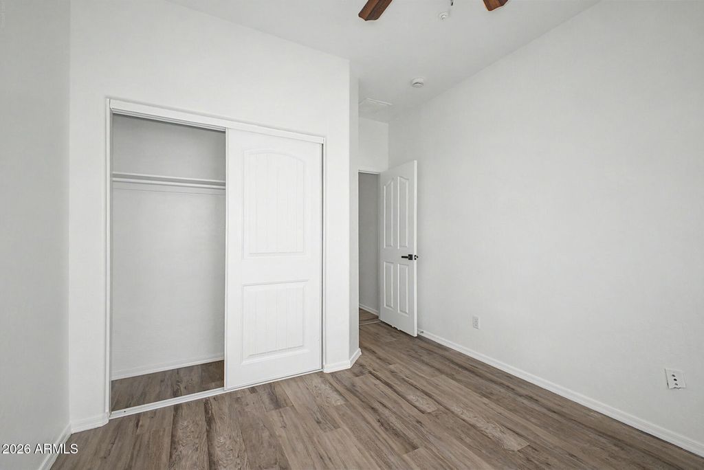 Image 26 of property listing at 166 W LAUREL Court, Gilbert, AZ 85233