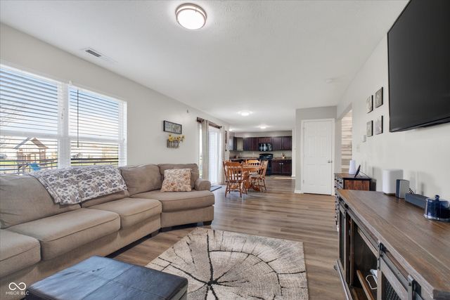 4742 Deacon Lane, Indianapolis, IN 46237