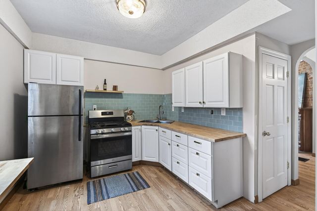 394 Dewey Street, Saint Paul, MN 55104