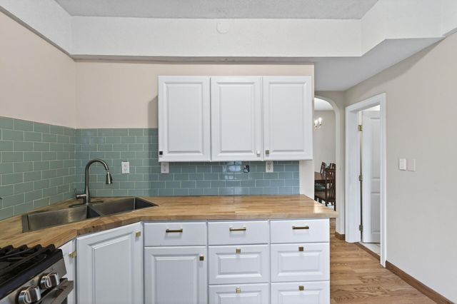 394 Dewey Street, Saint Paul, MN 55104