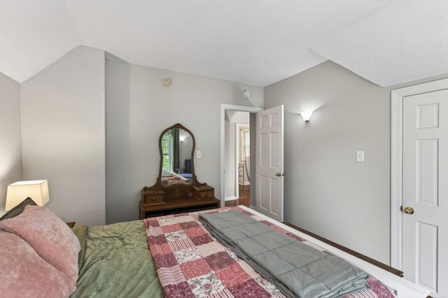 394 Dewey Street, Saint Paul, MN 55104