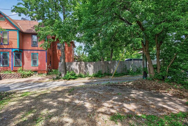 394 Dewey Street, Saint Paul, MN 55104