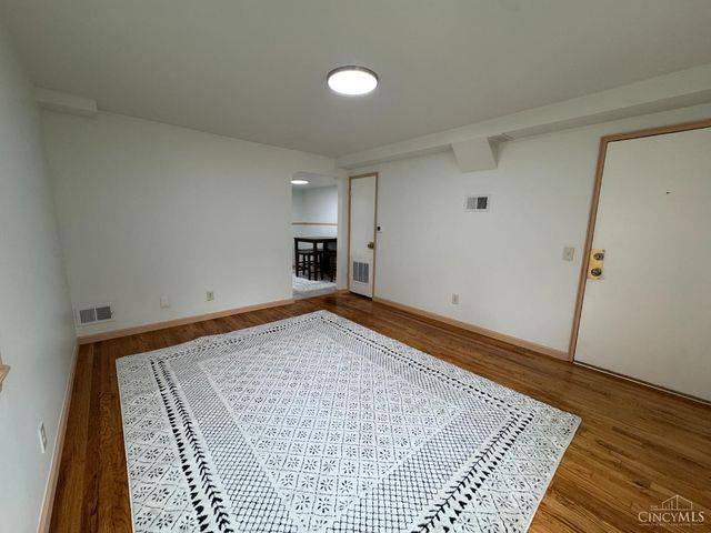 1589 Summit Road, Cincinnati, OH 45237