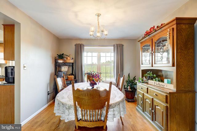 404 UNAMI DR, Reading, PA 19608