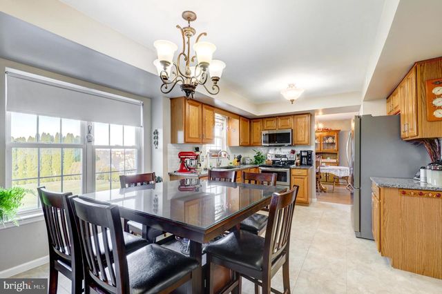 404 UNAMI DR, Reading, PA 19608