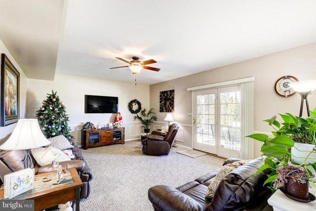 404 UNAMI DR, Reading, PA 19608