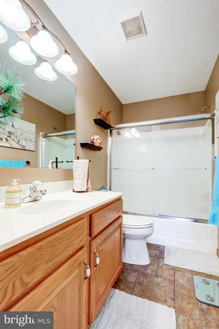 404 UNAMI DR, Reading, PA 19608