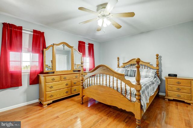 404 UNAMI DR, Reading, PA 19608