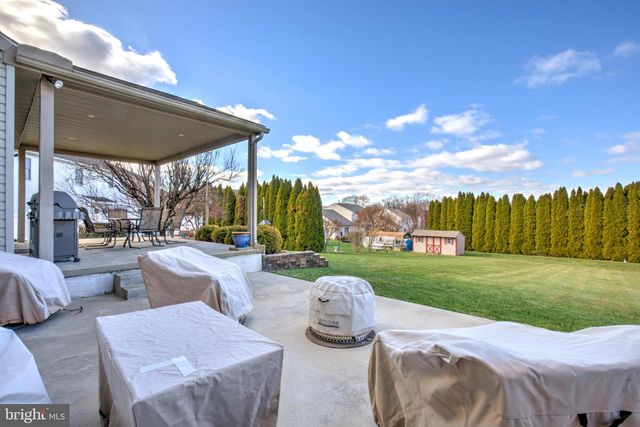 404 UNAMI DR, Reading, PA 19608