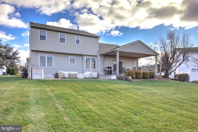 404 UNAMI DR, Reading, PA 19608