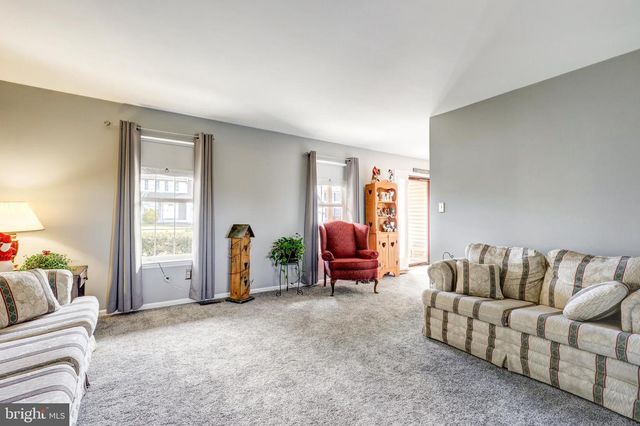 404 UNAMI DR, Reading, PA 19608