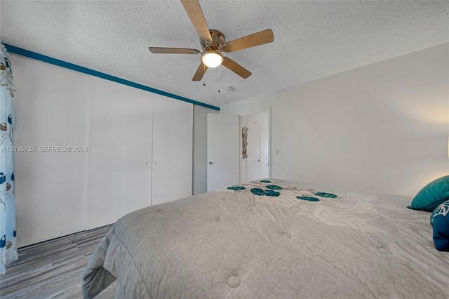 15610 NE 6th Avenue 34C, Miami, FL 33162