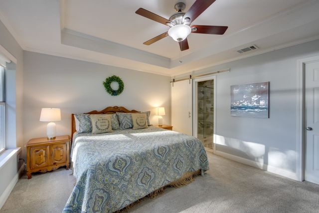 186 Bushwhacker Drive, Mabank, TX 75156
