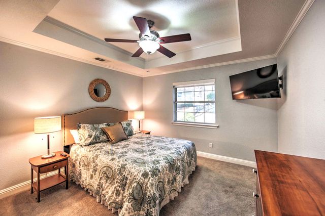 186 Bushwhacker Drive, Mabank, TX 75156