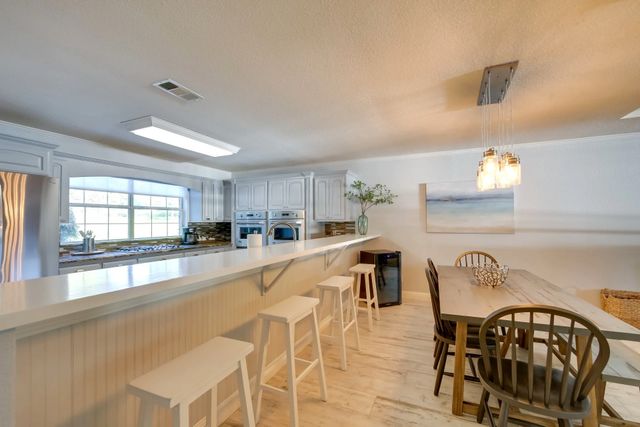 186 Bushwhacker Drive, Mabank, TX 75156