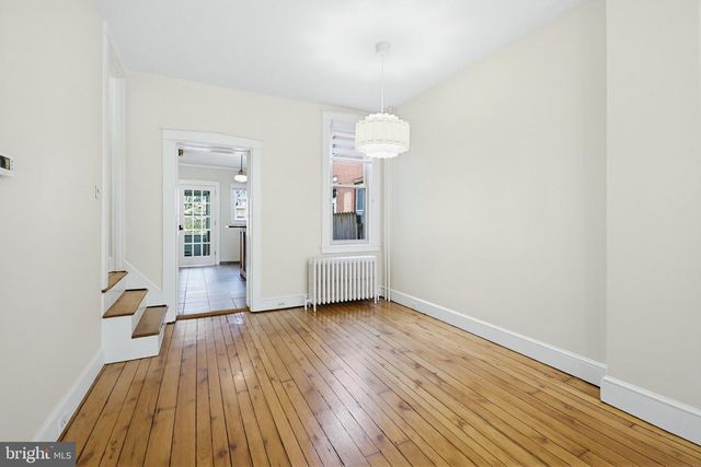 211 E CHESTNUT ST, Lancaster, PA 17602