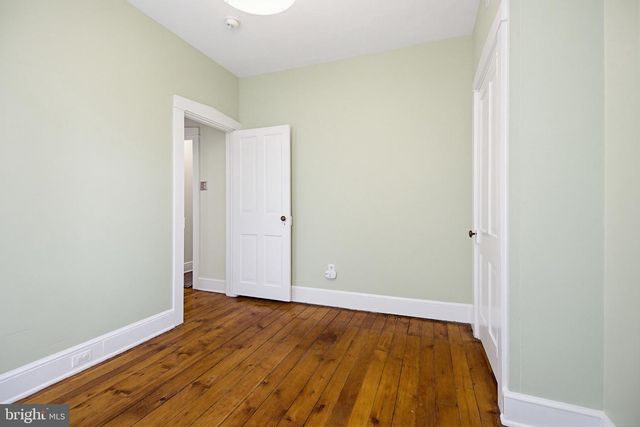 211 E CHESTNUT ST, Lancaster, PA 17602