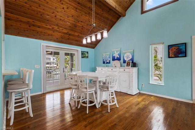 18260 Deep Passage LN, Fort Myers Beach, FL 33931