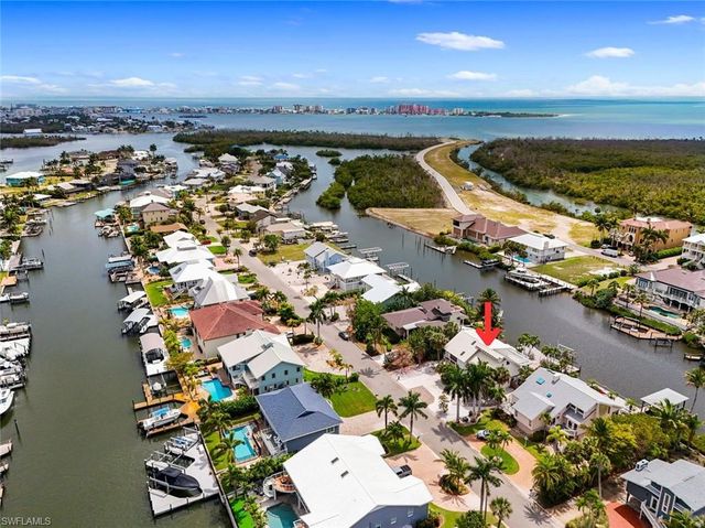 18260 Deep Passage LN, Fort Myers Beach, FL 33931