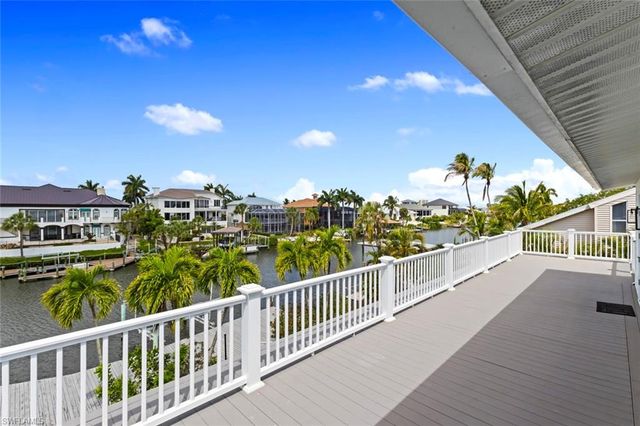 18260 Deep Passage LN, Fort Myers Beach, FL 33931